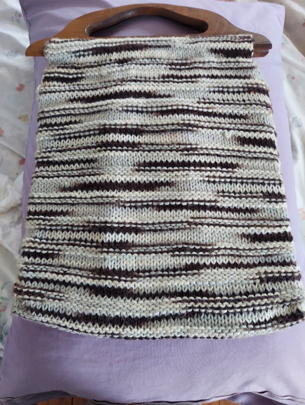Vintage HandKnit Bag With Wooden Handles